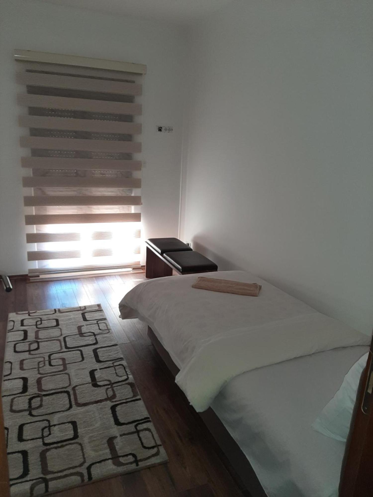 Apartmani Mia Vuksanovic Cetinje Ruang foto