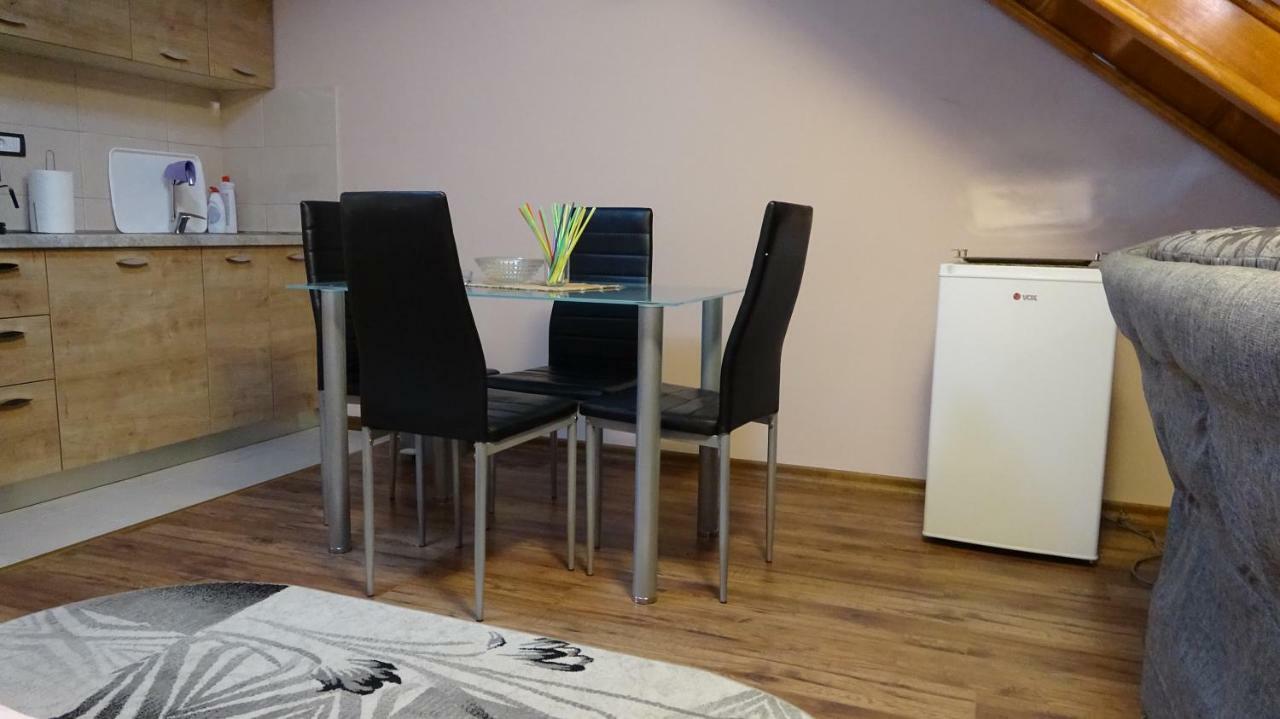 Apartmani Mia Vuksanovic Cetinje Bagian luar foto
